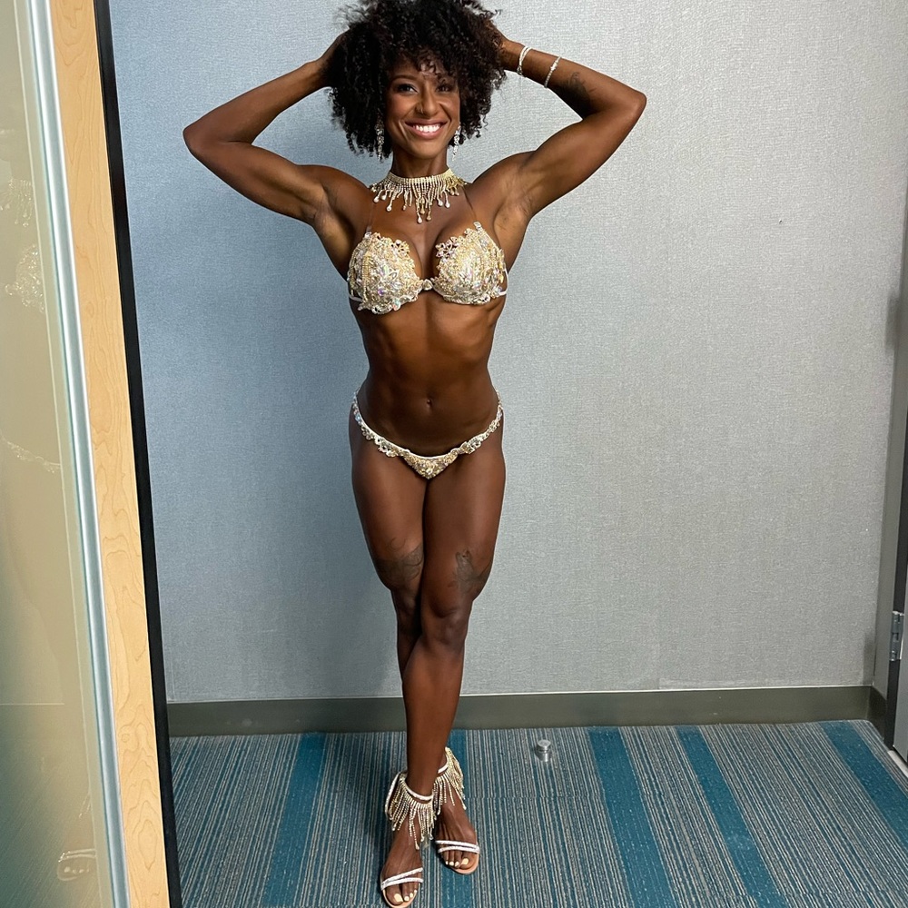 WBFF Glamfit Bikini